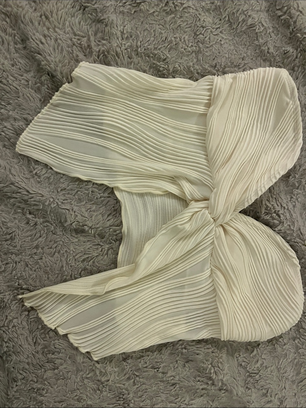 SHEIN Ivory Pleated Twist-Front Crop Top